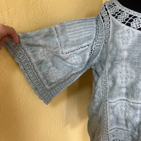 Democracy Boho Flowy Dusty Light Blue Bohemian Blouse Women's Size Large (1415) - Picture 5 of 9